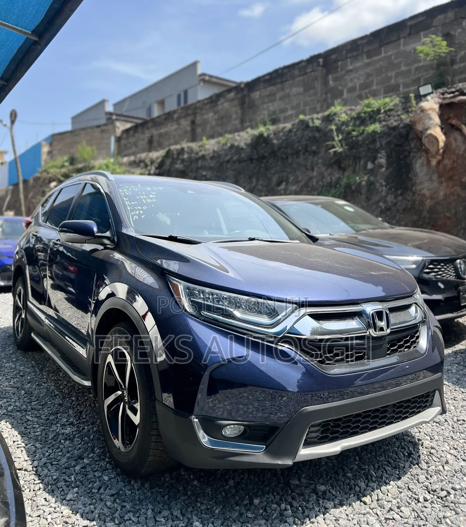 Honda CR-V Touring AWD 2018 Blue