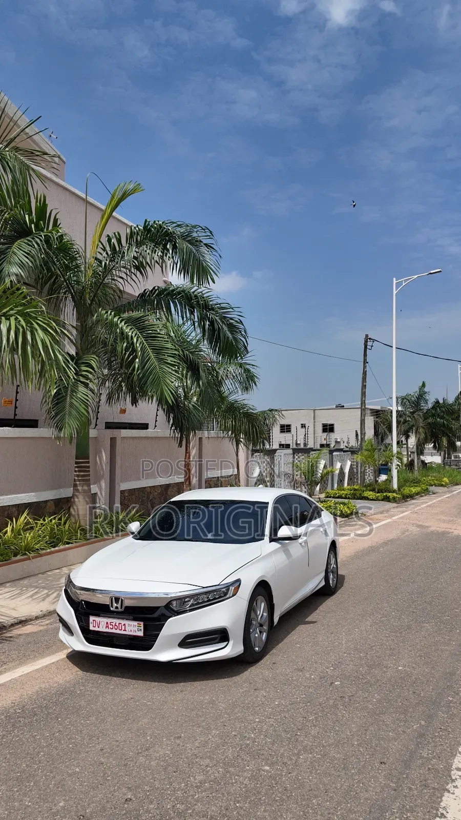 Honda Accord EX (1.5L 4cyl Turbo CVT) 2019 White