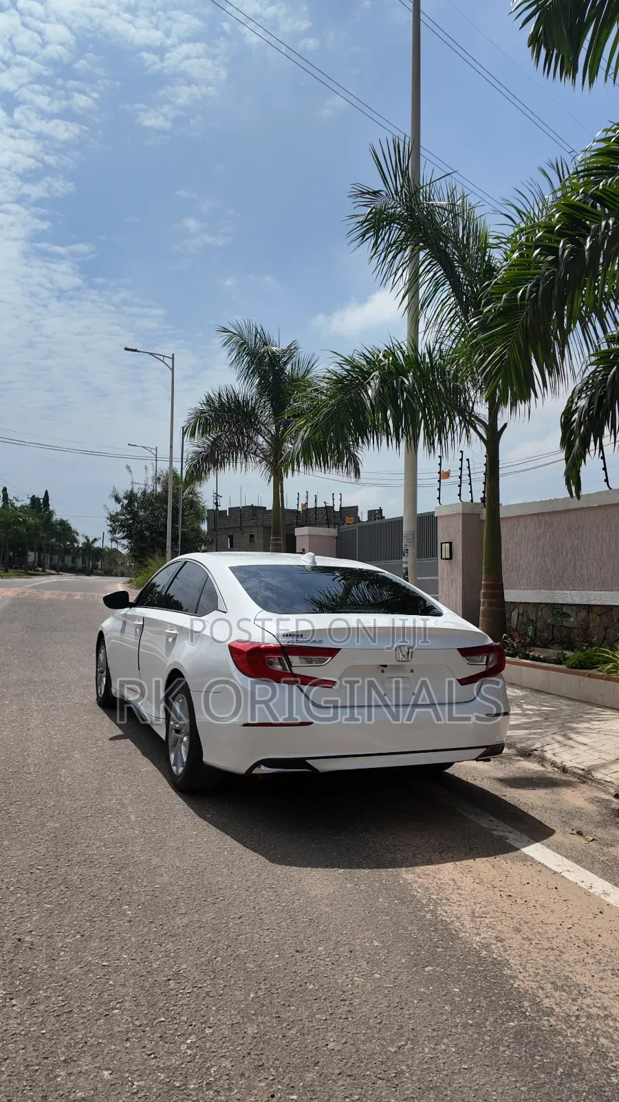 Honda Accord EX (1.5L 4cyl Turbo CVT) 2019 White