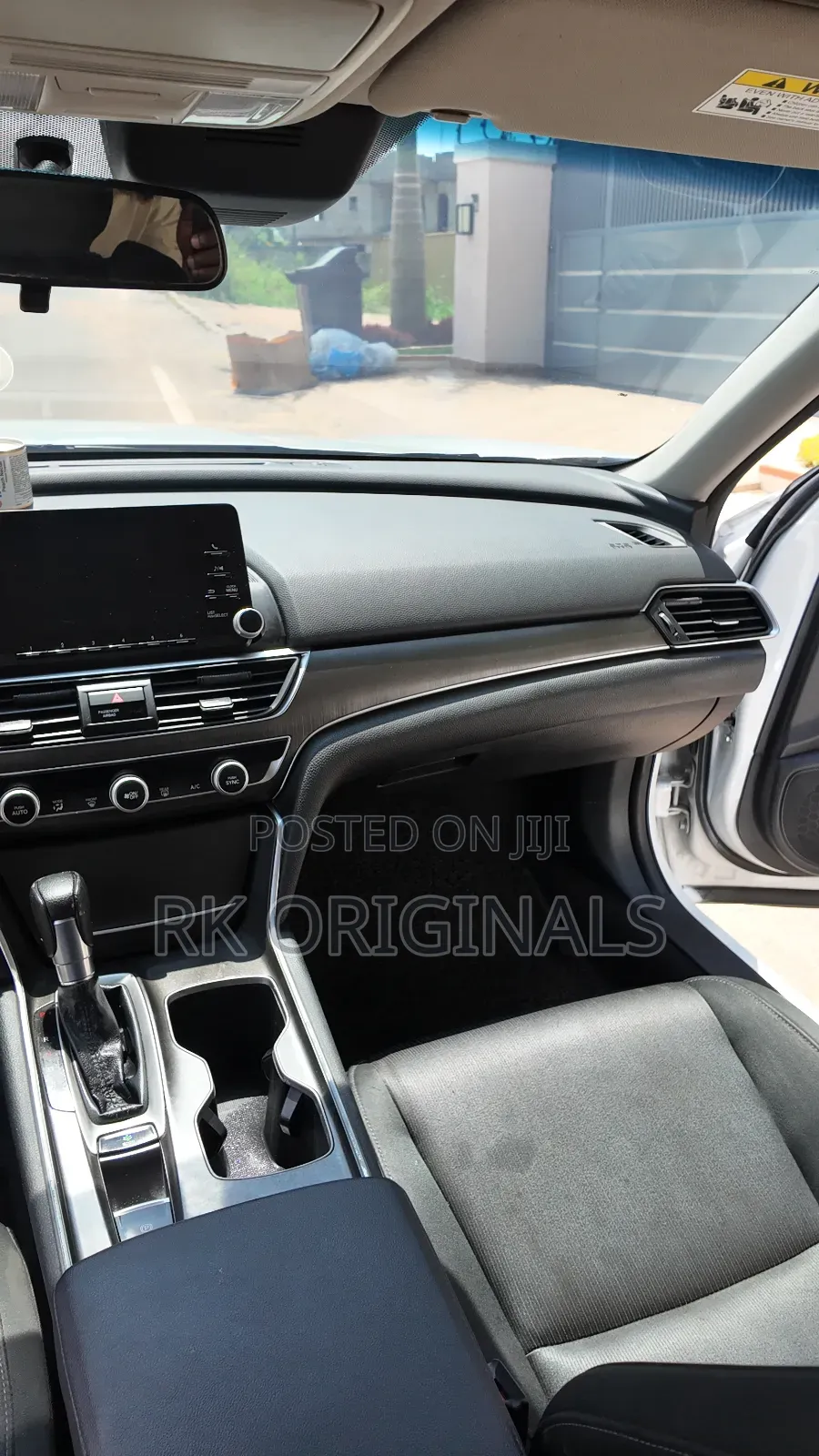 Honda Accord EX (1.5L 4cyl Turbo CVT) 2019 White