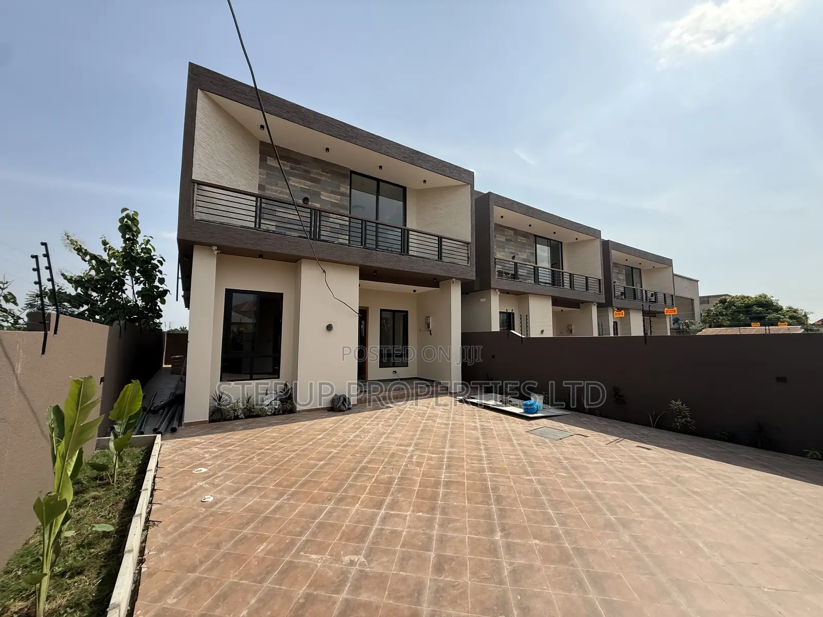 4bdrm House in Focus Hospital Area, Adenta for sale