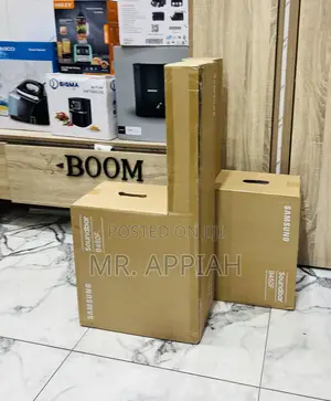 Newest in Stock Samsung 300w Wireless Bluetooth Sound Bar(2.1ch)B450f