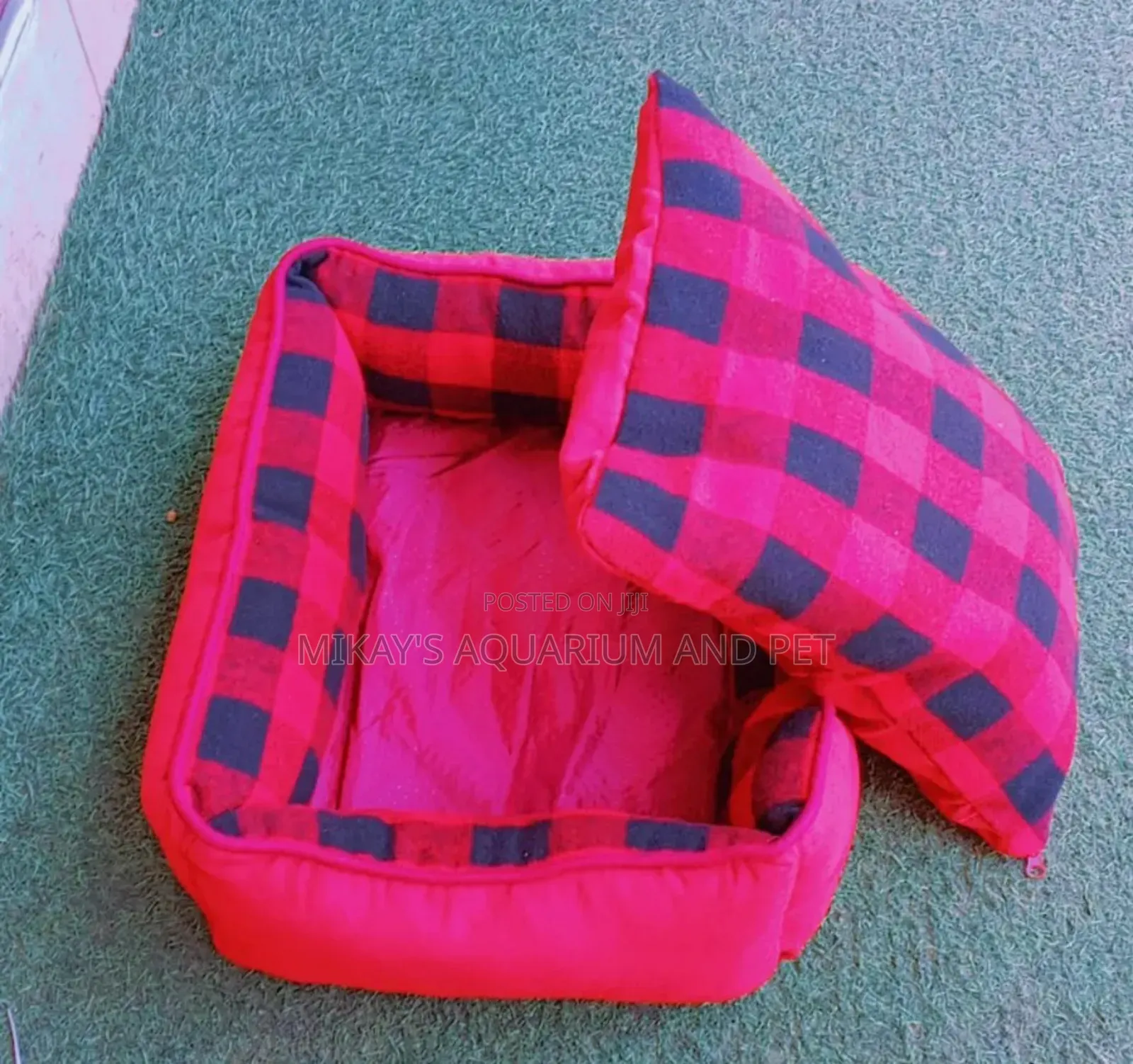 Gorgeous Dog and Cat Beds