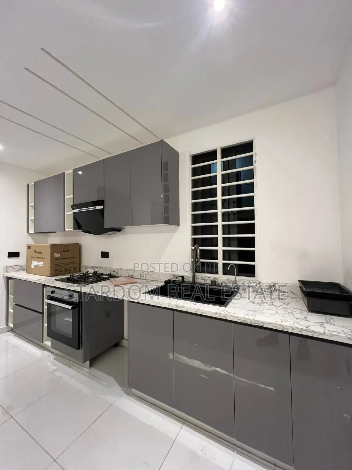 2bdrm Apartment in Adjiringanor, East Legon for rent