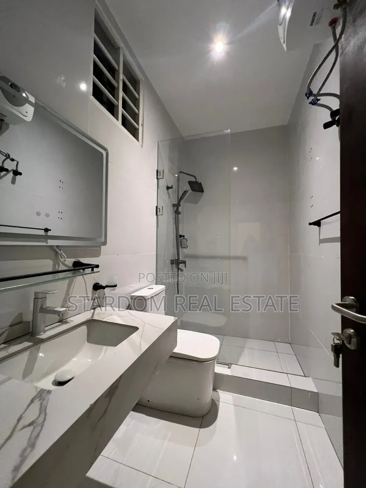 2bdrm Apartment in Adjiringanor, East Legon for rent