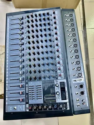 Yamaha 12” Inches Powered Mixer