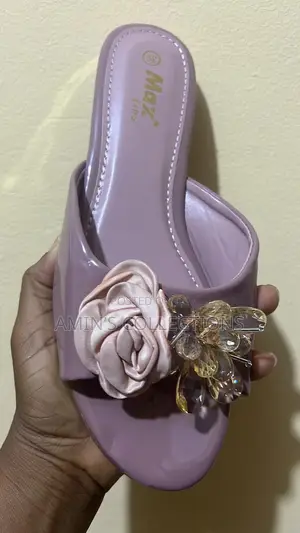 Ladies Slipper Heel