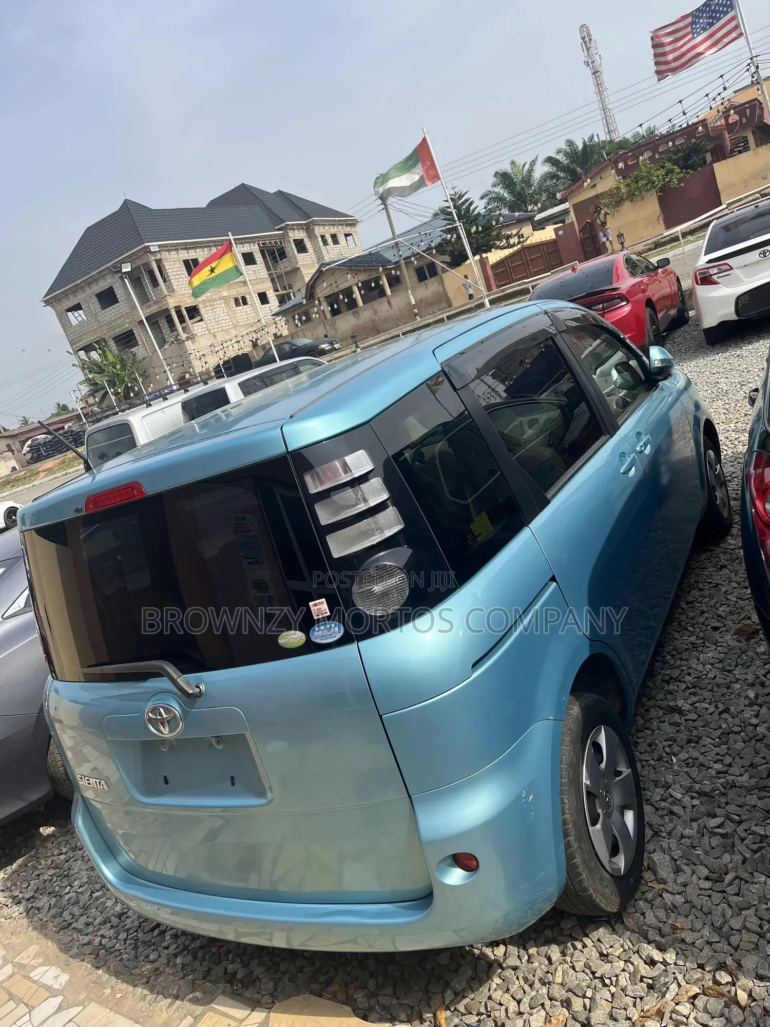 Toyota Sienta 2010 Blue