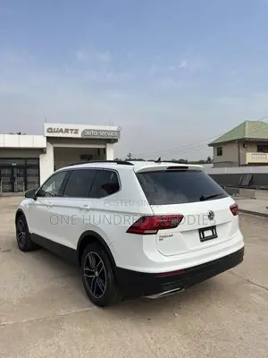 Volkswagen Tiguan 2.0T SE FWD 2019 White