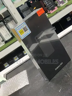 New Samsung Galaxy S24 256 GB Yellow