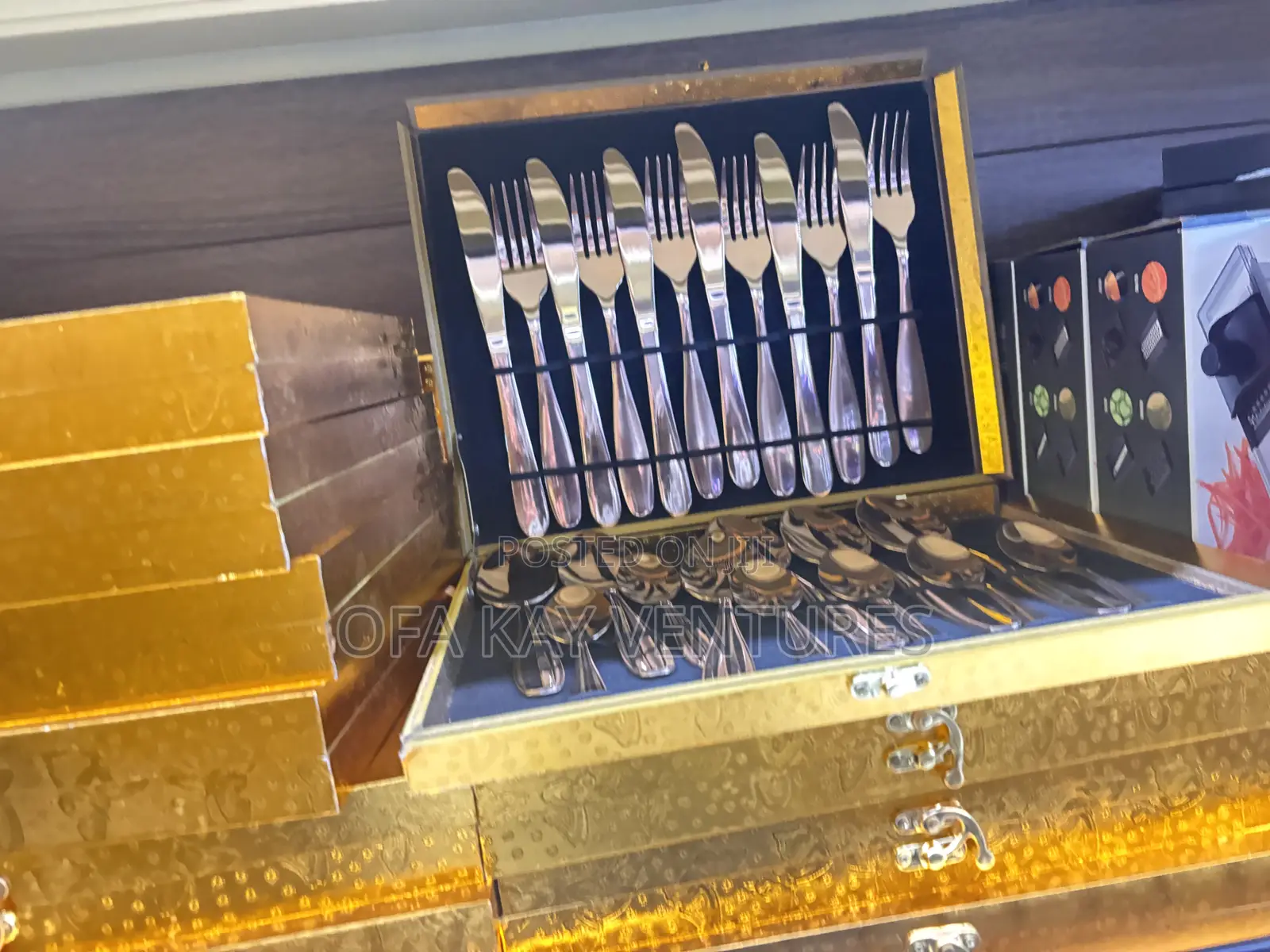 Exclusive Cutlery Sets Gold and Silver