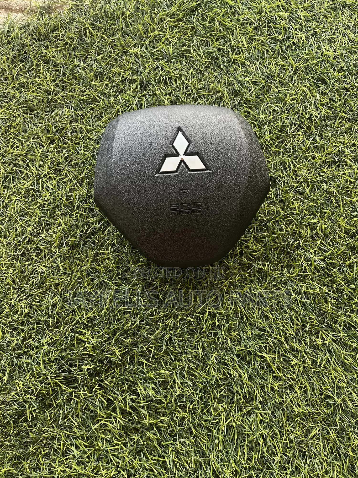 2016-2022 Mitsubishi Outlander Air Bag Cover