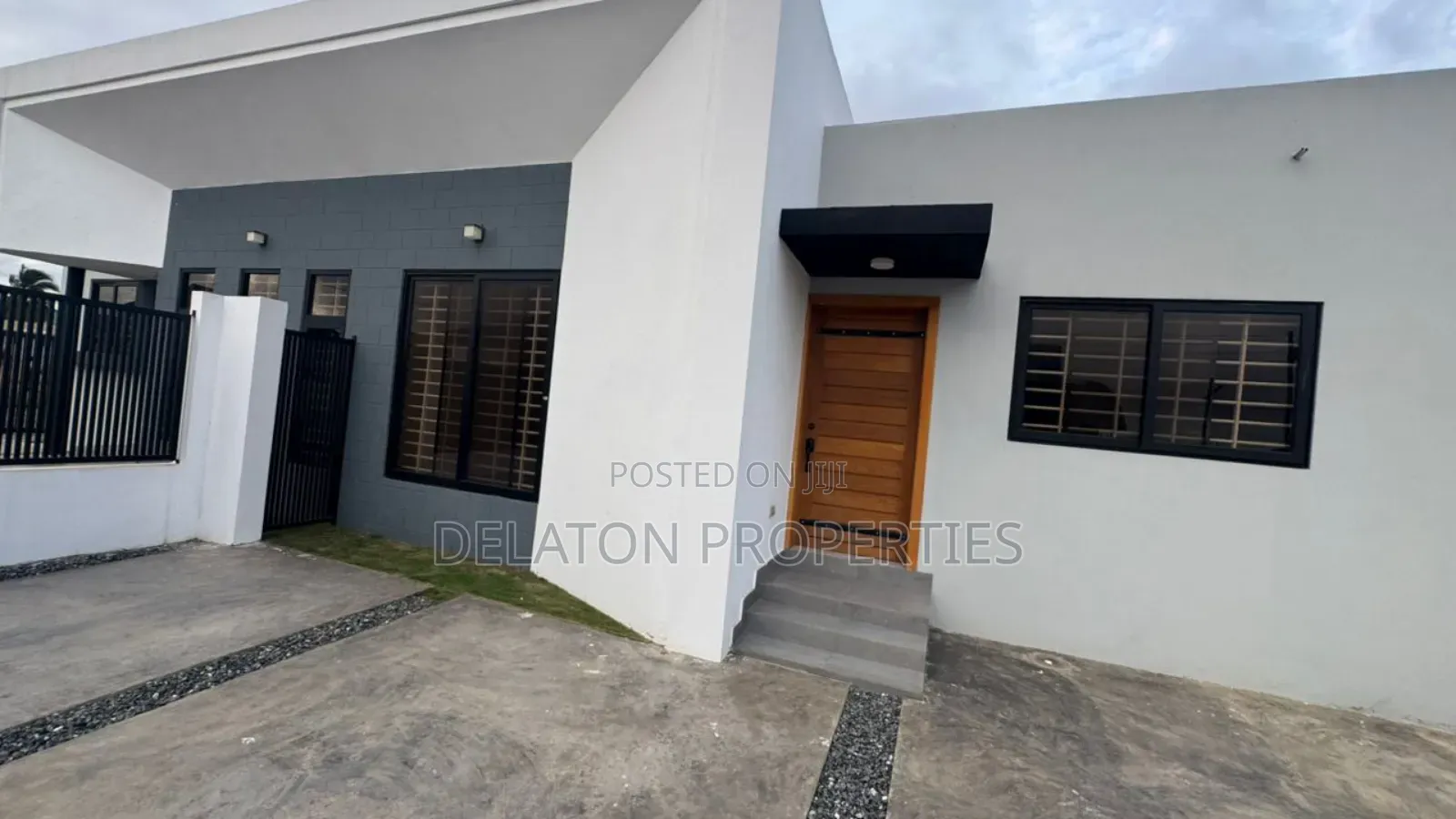 2bdrm House in Spintex for sale