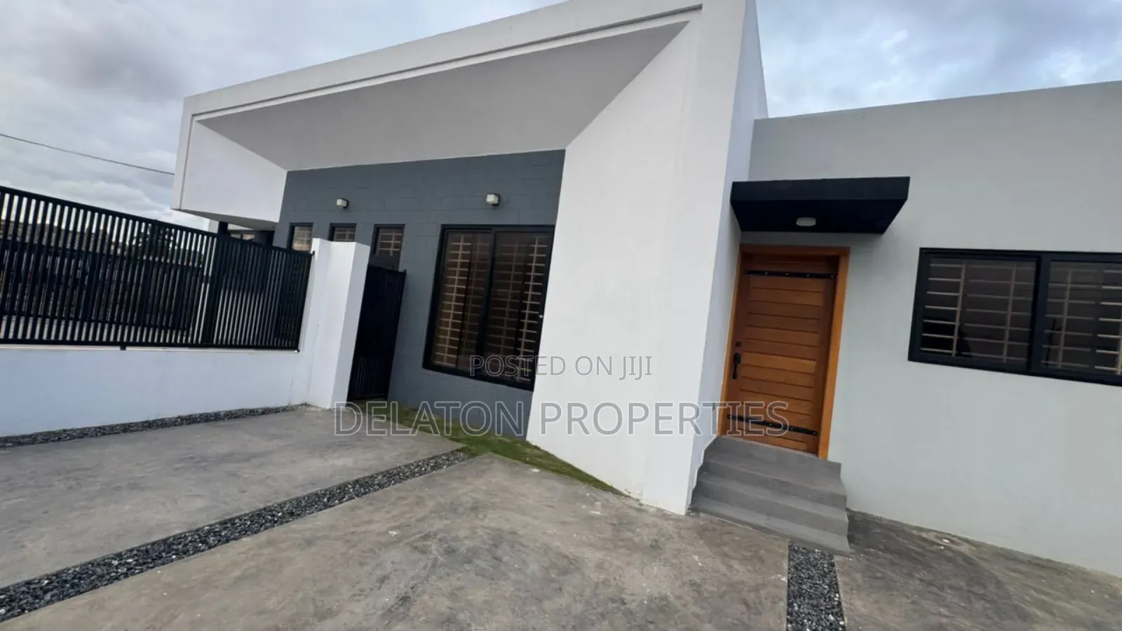 2bdrm House in Spintex for sale