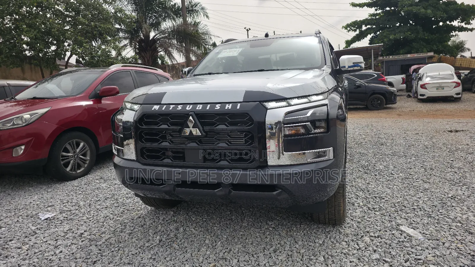 New Mitsubishi L200 2025 Black