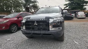 New Mitsubishi L200 2025 Black