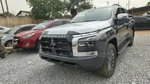 New Mitsubishi L200 2025 Black