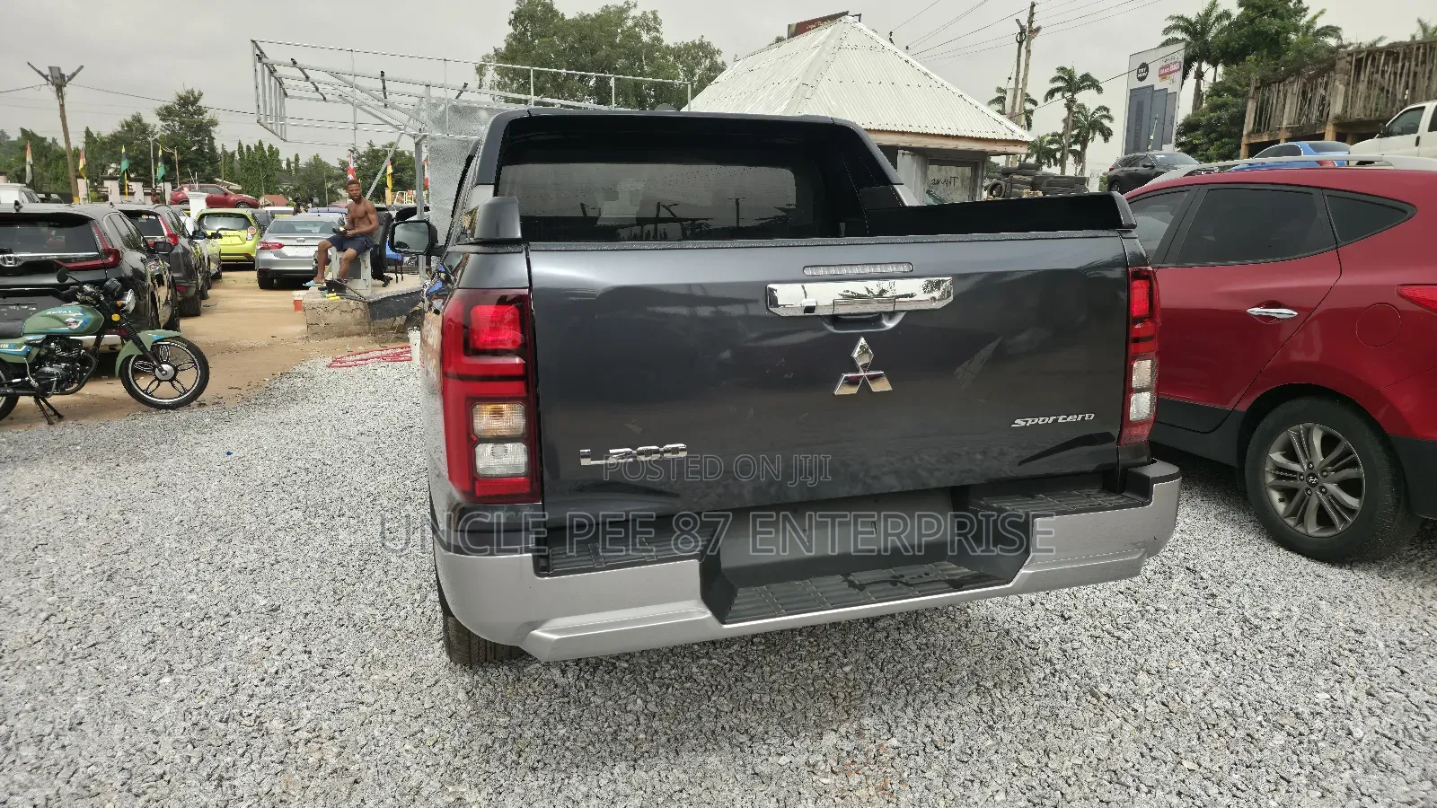 New Mitsubishi L200 2025 Black