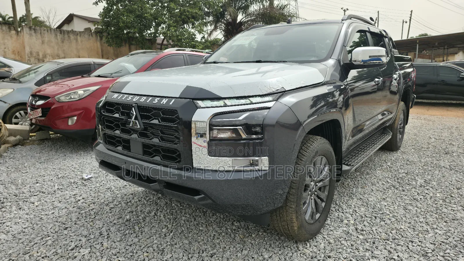 New Mitsubishi L200 2025 Black