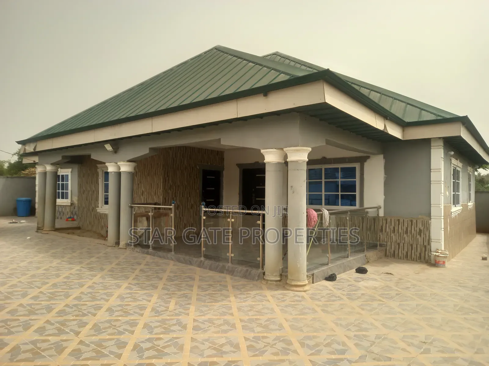 5bdrm House in Sewua Government, Kumasi Metropolitan for sale