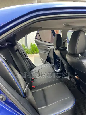 Toyota Corolla XSE (1.8L 4cyl 2A) 2019 Blue