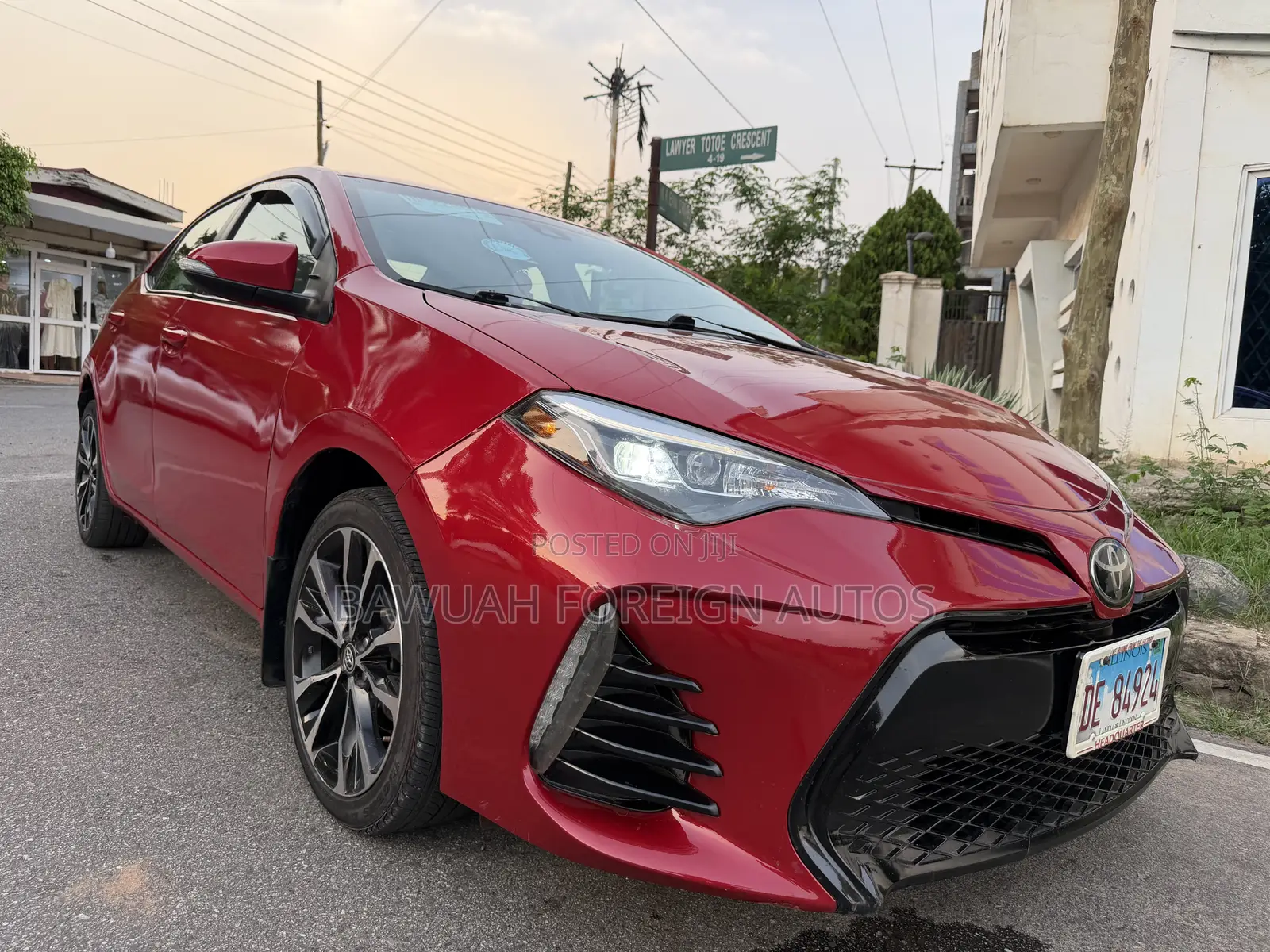 Toyota Corolla SE (1.8L 4cyl 2A) 2018 Red