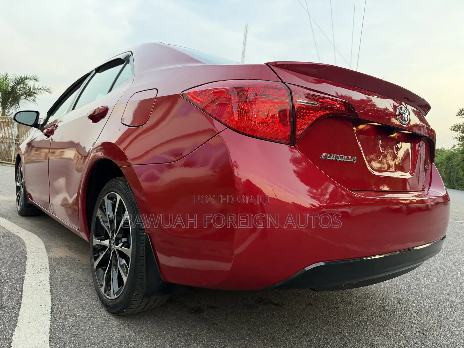 Toyota Corolla SE (1.8L 4cyl 2A) 2018 Red