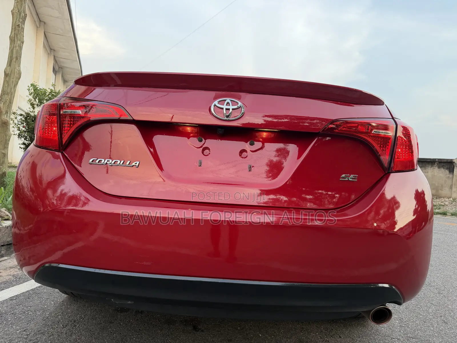 Toyota Corolla SE (1.8L 4cyl 2A) 2018 Red