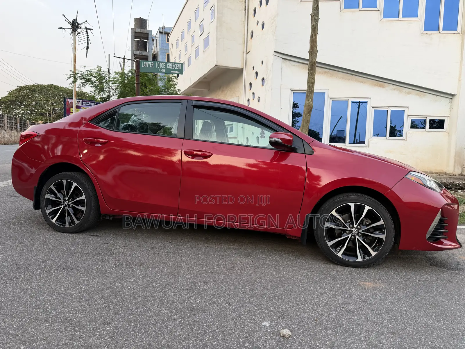 Toyota Corolla SE (1.8L 4cyl 2A) 2018 Red