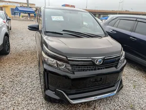 Toyota Voxy 2015 Black