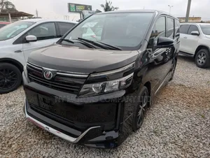 Toyota Voxy 2015 Black
