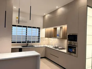 4bdrm House in Community 20 Spintex for sale