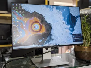 Dell Ultrasharp 24 Inch Infinity Edge Monitor U2417h, FHD 1920 X 1080
