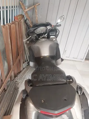 Honda NC700X 2016 Silver
