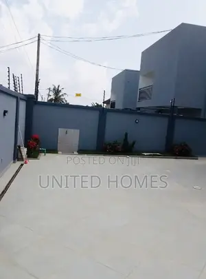 4bdrm House in Gbawe for sale