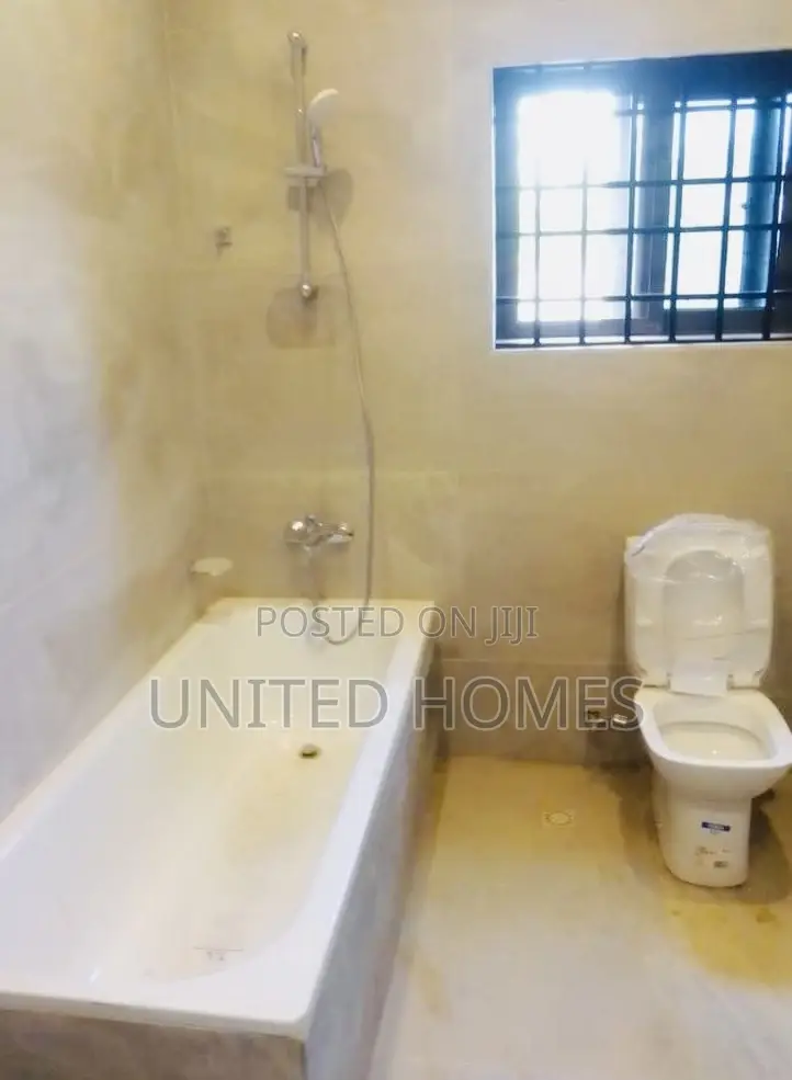 4bdrm House in Gbawe for sale