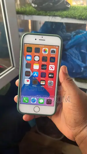 New Apple iPhone 6s 16 GB Silver