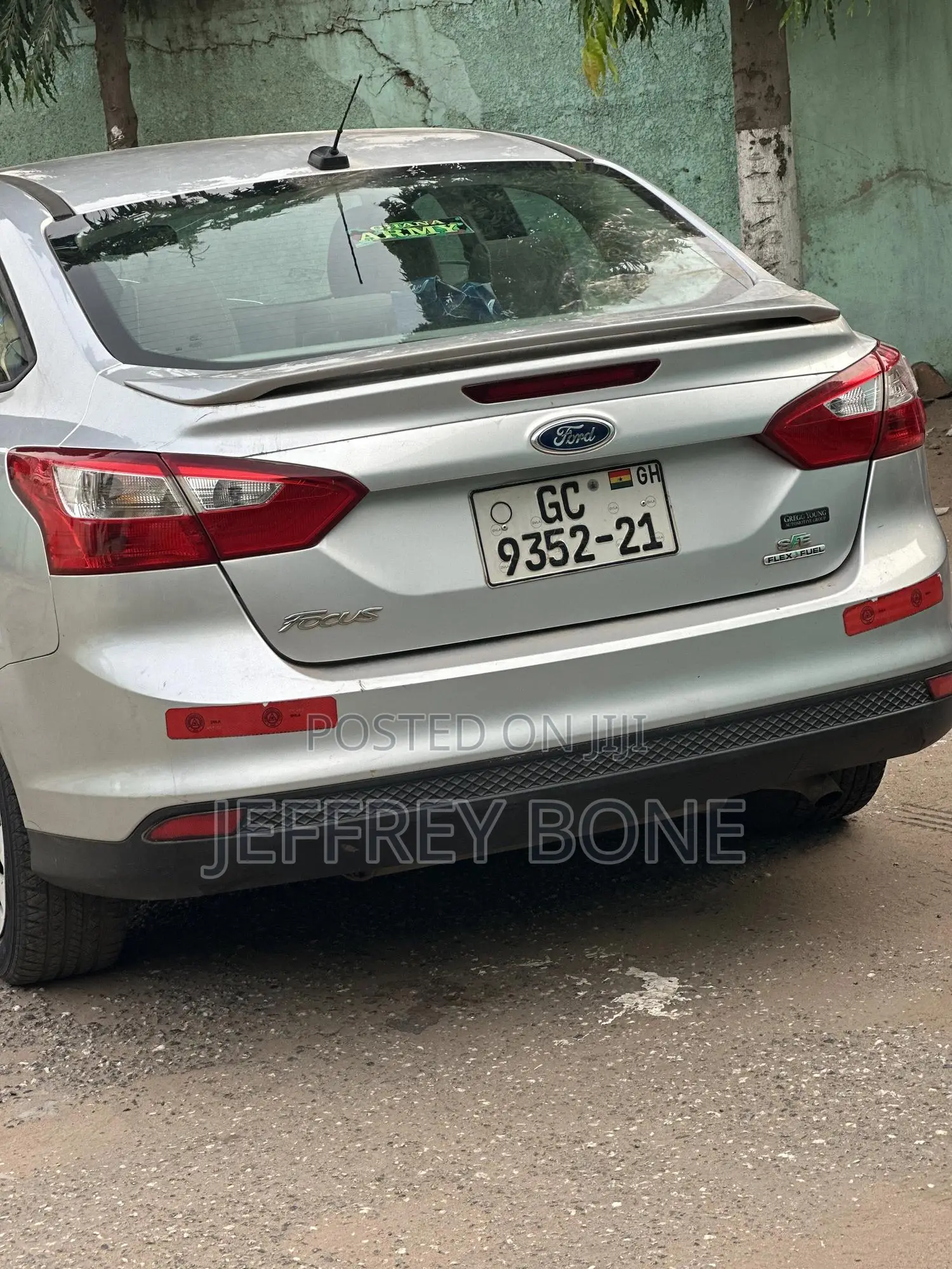 Ford Focus SE 4dr Sedan (2.0L 4cyl 5M) 2014 Silver