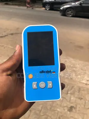 Arcziel Handheld Pulse Oximeter With Neonate ,Child and Adult Probes