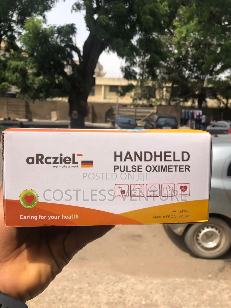 Arcziel Handheld Pulse Oximeter With Neonate ,Child and Adult Probes