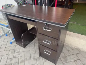 Computer Office Desk With System Unit Space.
