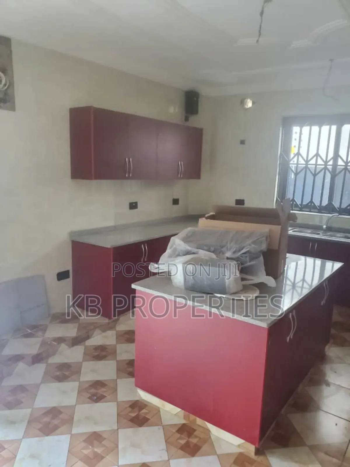 5bdrm House in Kb Properties, Spintex for rent