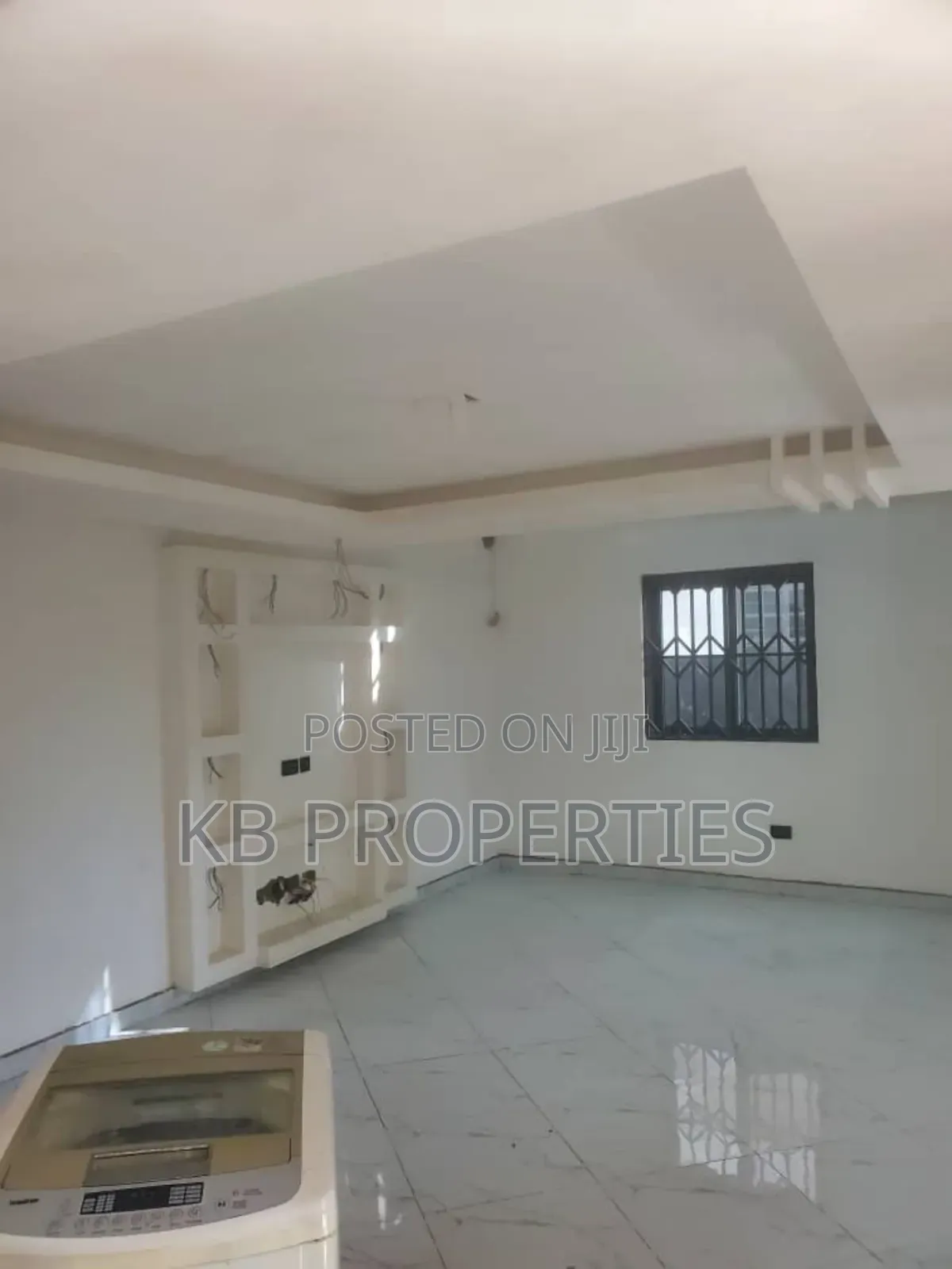 5bdrm House in Kb Properties, Spintex for rent