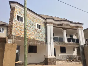 5bdrm House in Kb Properties, Spintex for rent
