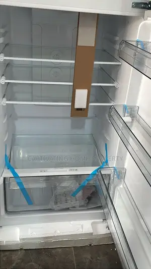 TCL Fridge Freezer (415l)