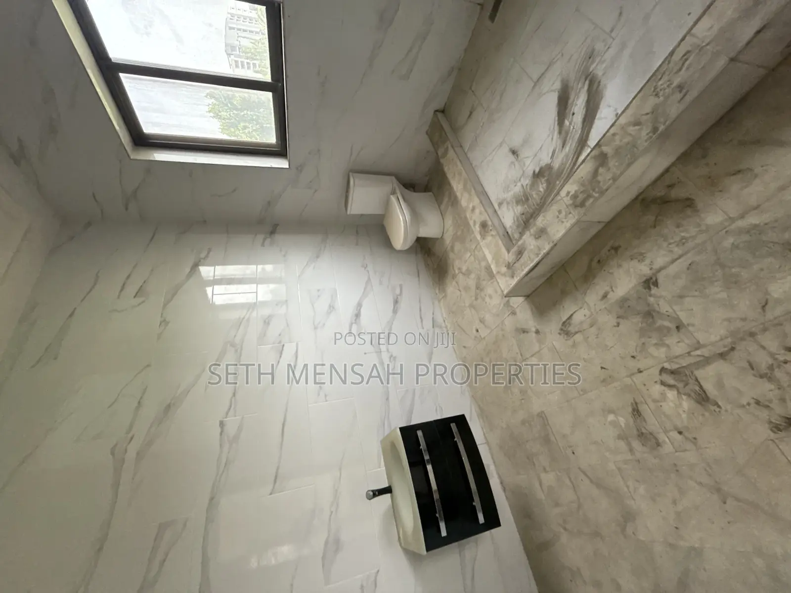 3bdrm Apartment in Seth, Dzorwulu for rent