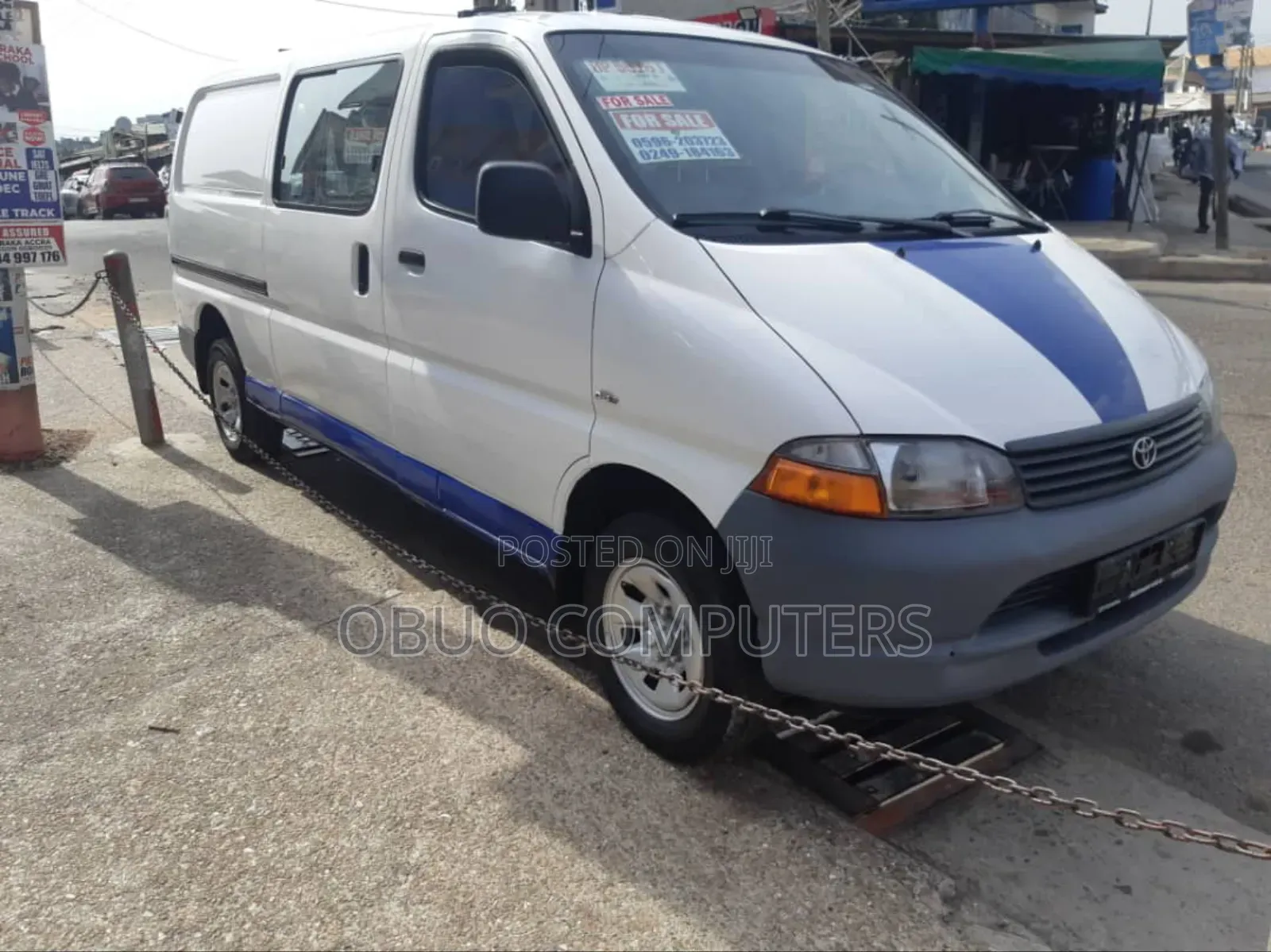 Toyota HiAce 2012 White