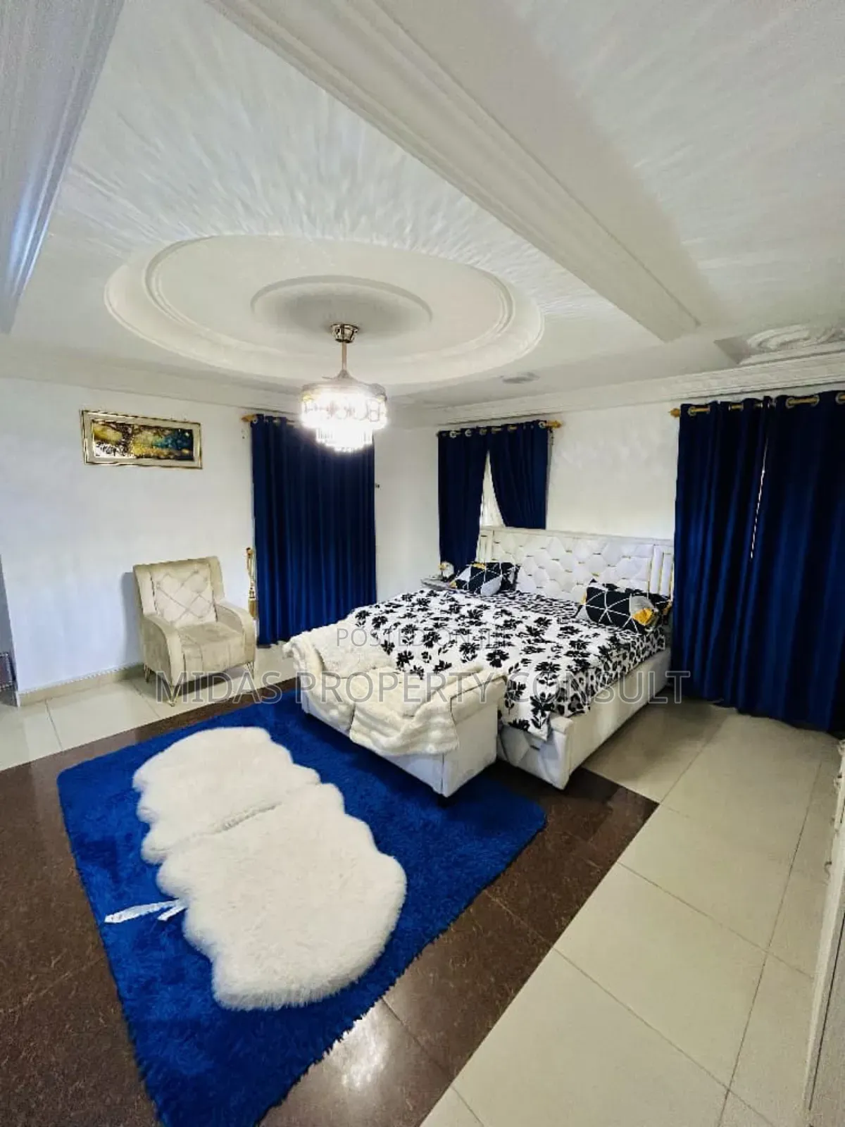 7bdrm House in Eat Legon for sale