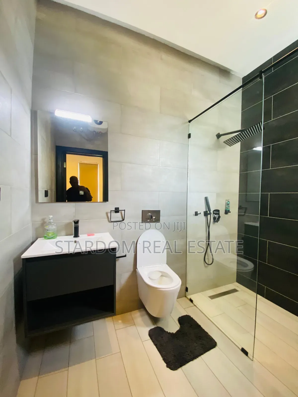 Furnished 5bdrm Townhouse / Terrace in Cantonments for rent