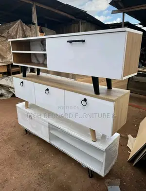 5 Feet Laminated Tv Stand